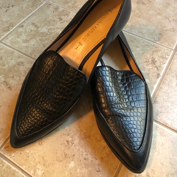 Banana Republic Shoes - Banana Republic loafers